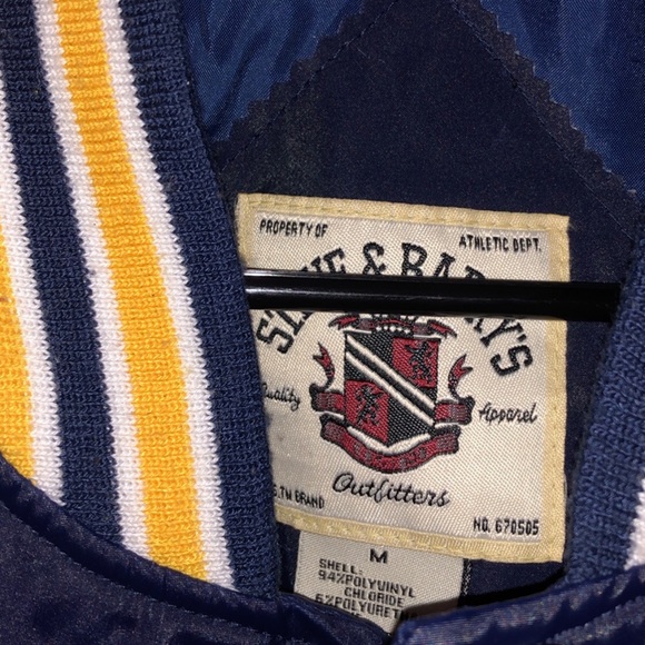 Steve and berrys vintage U of M varsity jacket - Picture 2 of 4